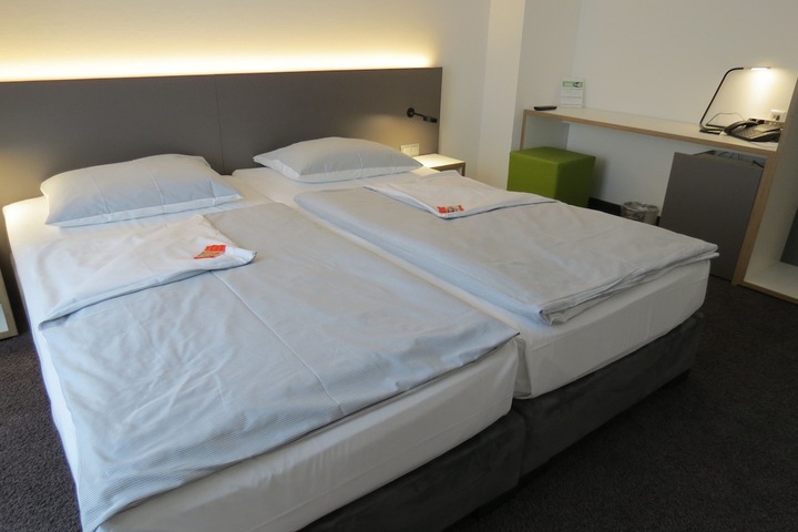 Room 40 of 125