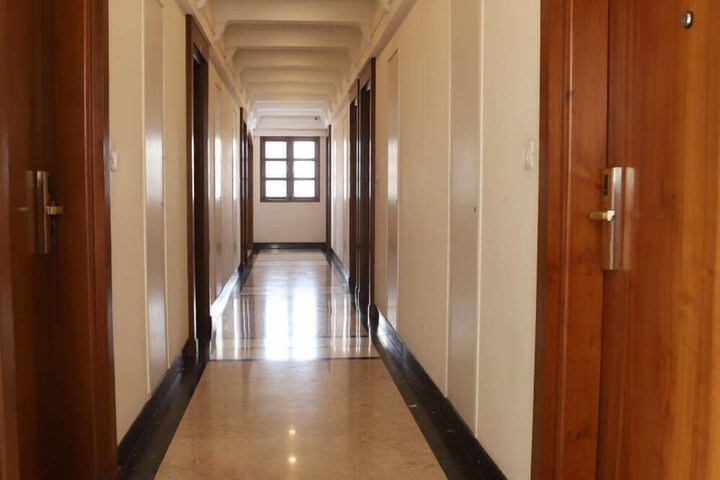 Ballroom/Hall 114 of 171