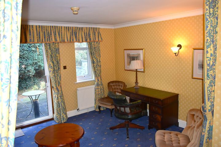 Room 33 of 57
