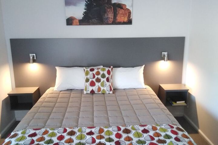 Room 3 of 34