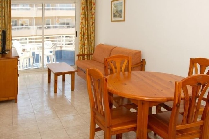 Room 4 of 21