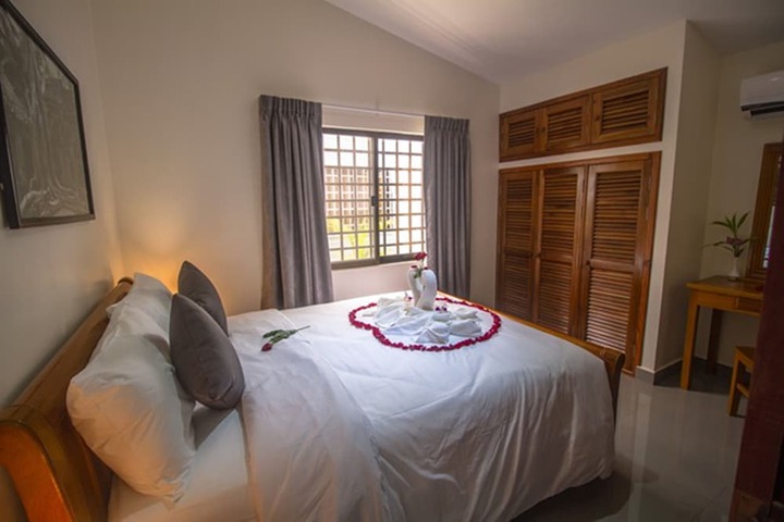 Room 4 of 29