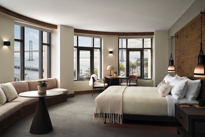 Room 41 of 115