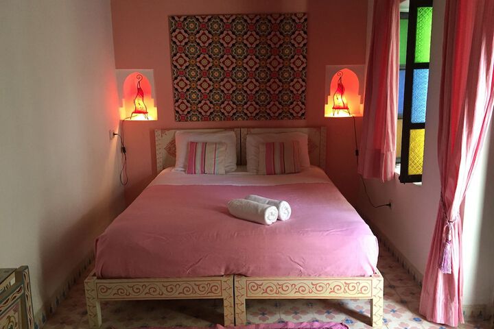 Room 8 of 65