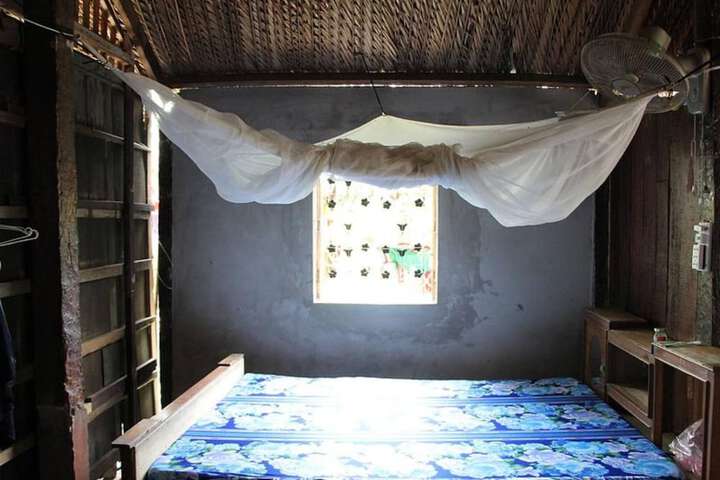 Room 2 of 31