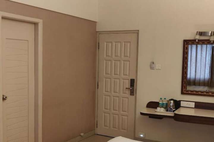 Room 20 of 30