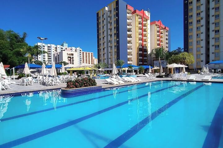 Hotel Pool