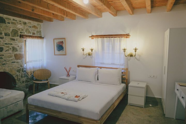 Room 9 of 22
