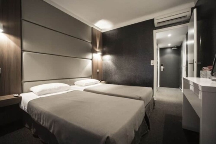 Room 14 of 35