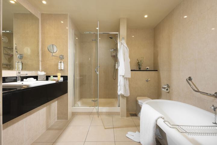 Bath Interior