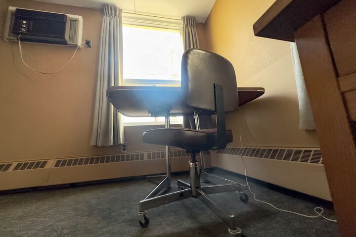 Room 15 of 21