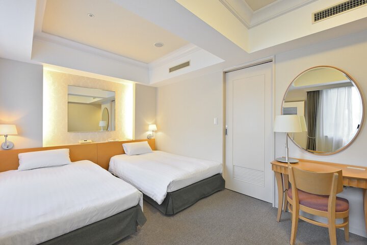 Room 19 of 92