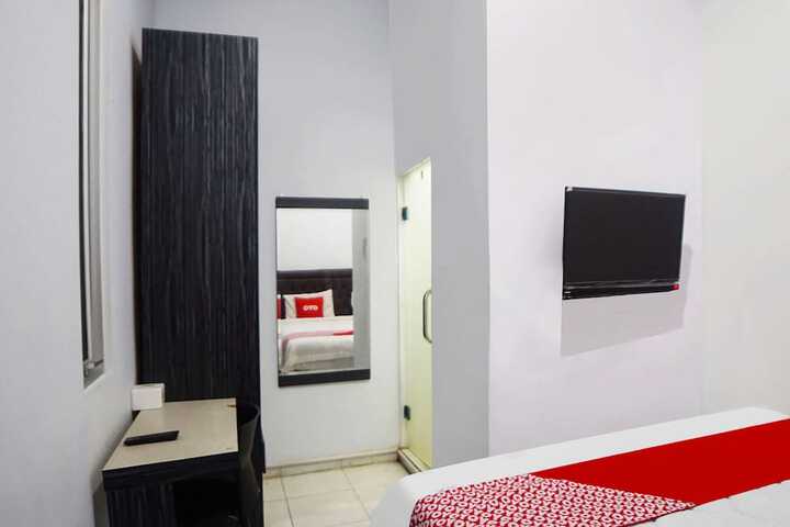 Room 12 of 23