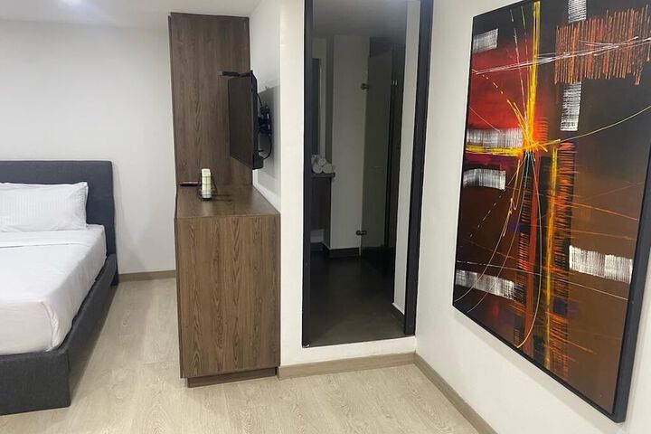 Room 6 of 29