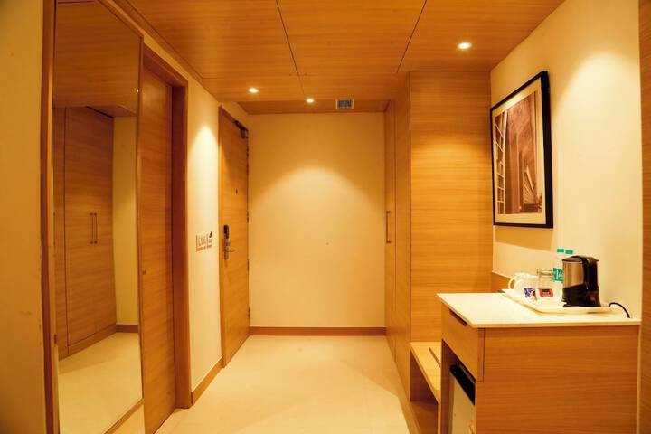 Room 14 of 47