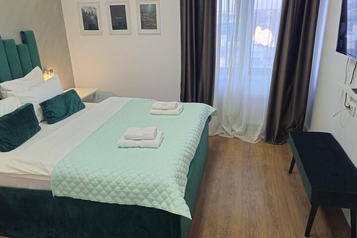 Room 75 of 206
