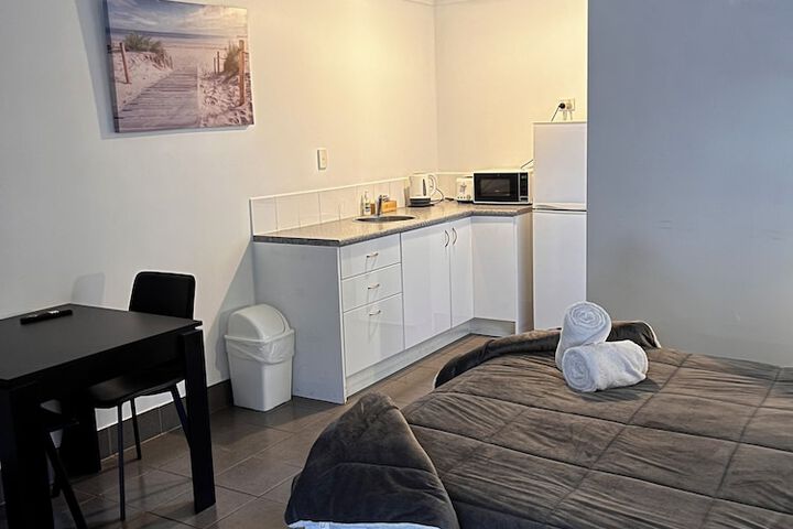 Room 15 of 51