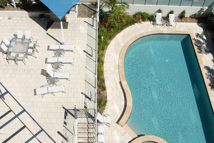 Pool 68 of 83