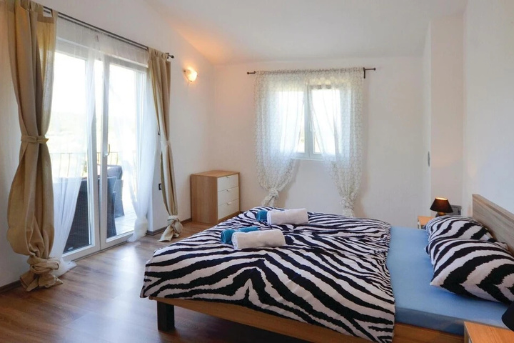 Room 3 of 14