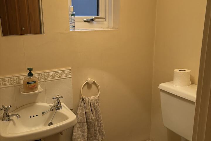 Room 15 of 22