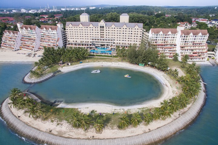 Hotel 66 of 68