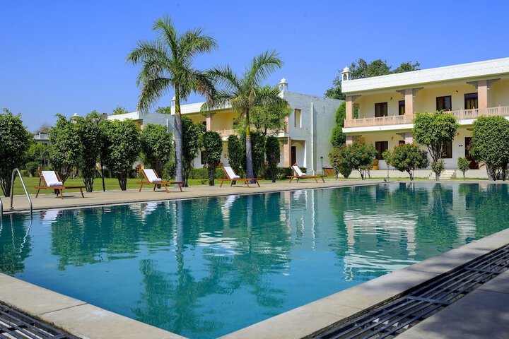 Pool 55 of 115