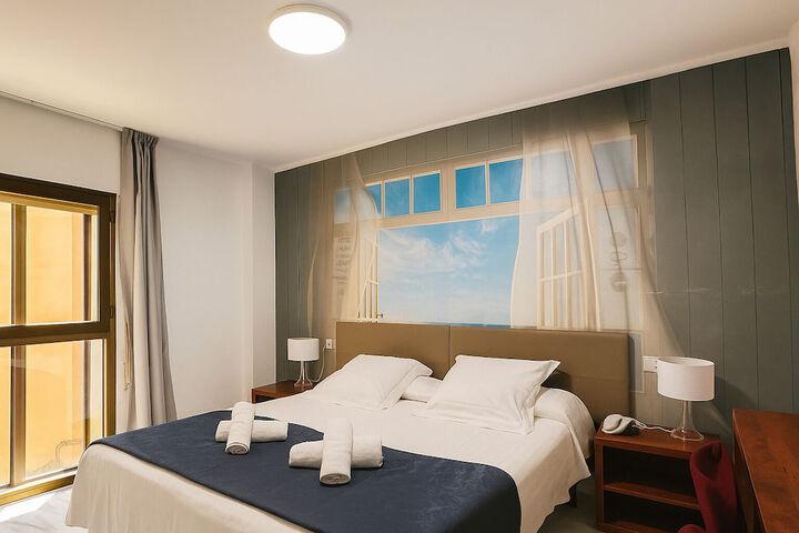 Room 10 of 22
