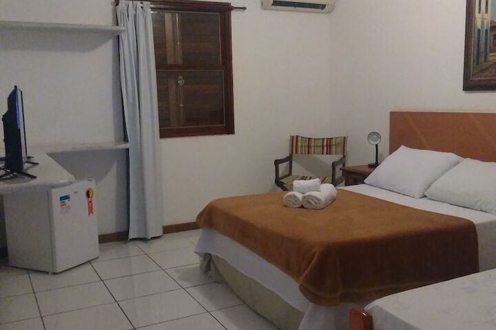 Room 5 of 32