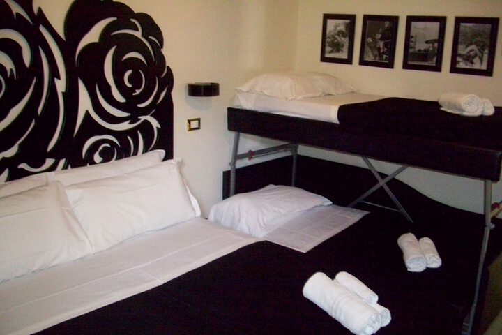 Room 9 of 67