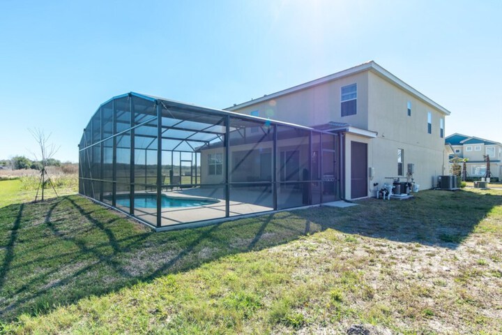 Property Grounds 52 of 60