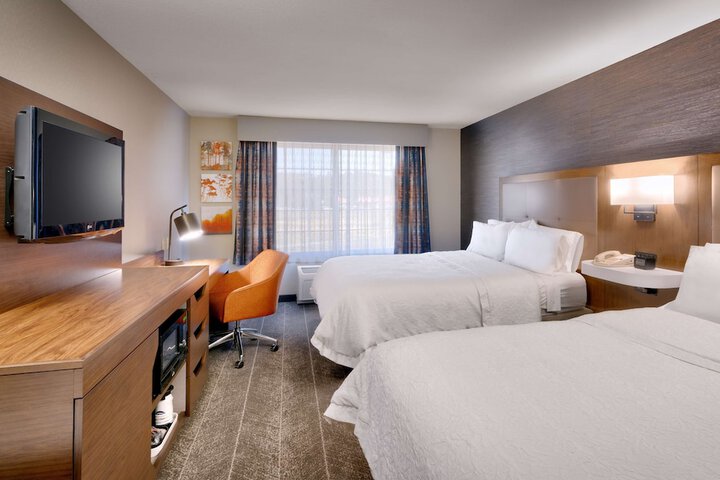 Room 14 of 38