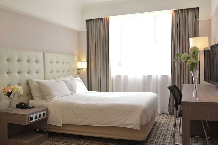 Room 30 of 52