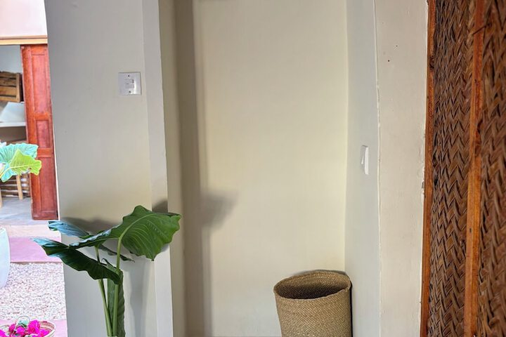 Room 16 of 51