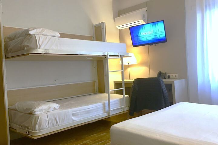 Room 21 of 61