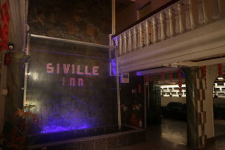 Hotel Interior 22 of 27