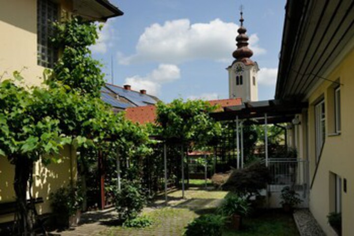 Hotel 7 of 27