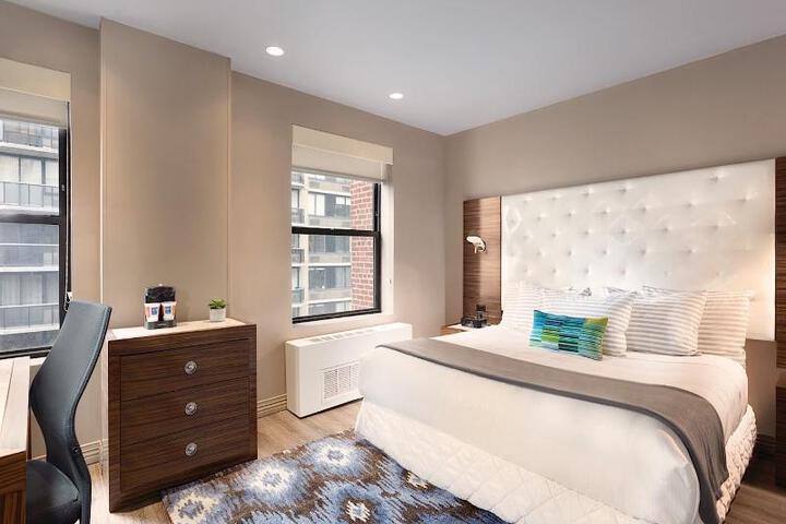 Standard Double Bed (4 of 20)