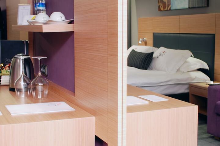 Room amenity