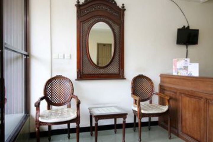 Hotel Interior 24 of 27