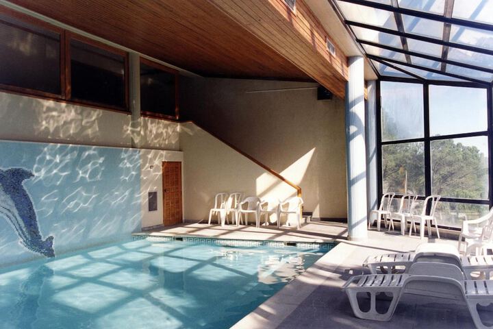 Pools & Facilities