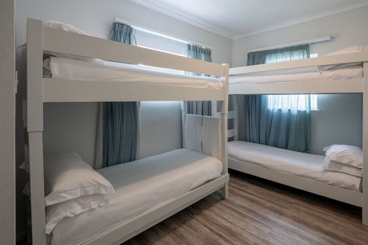 Room 101 of 199