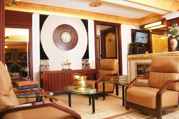 Lobby Entry