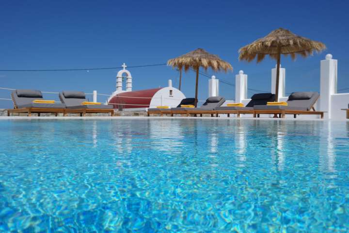 Pool Hotel