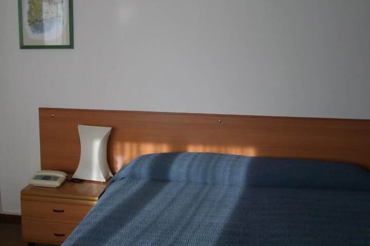 Room 24 of 53