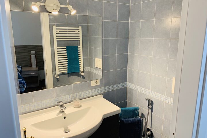Room 19 of 27
