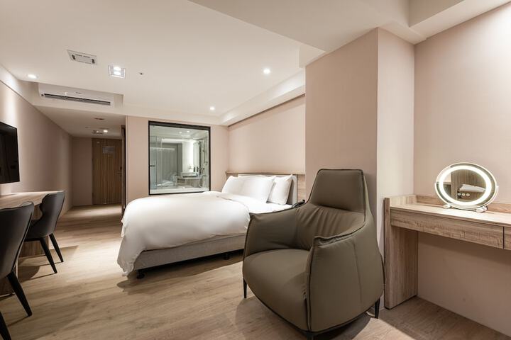 Room 71 of 145