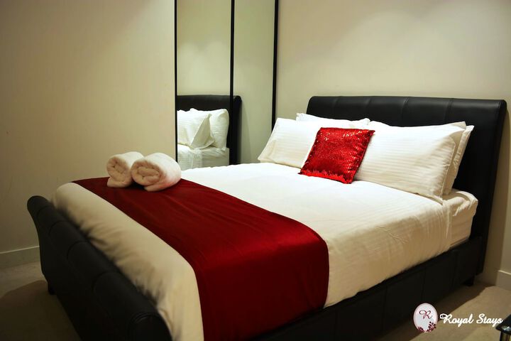 Room 2 of 14
