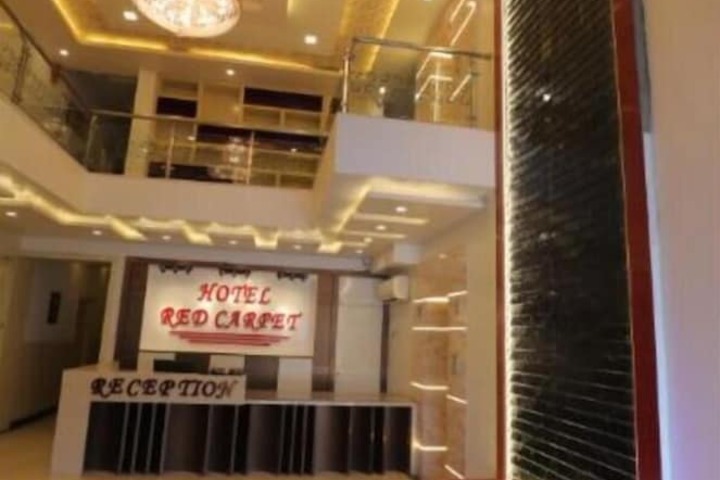 Hotel Sahibs Red Carpet