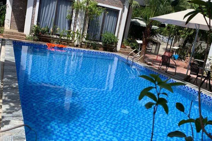 Pool 31 of 64