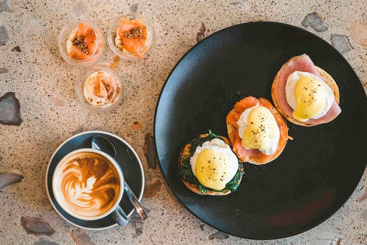 Breakfast/Coffee Service 86 of 131